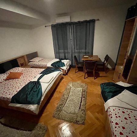 Kosovo Polje Madigan'S Hotel מראה חיצוני תמונה