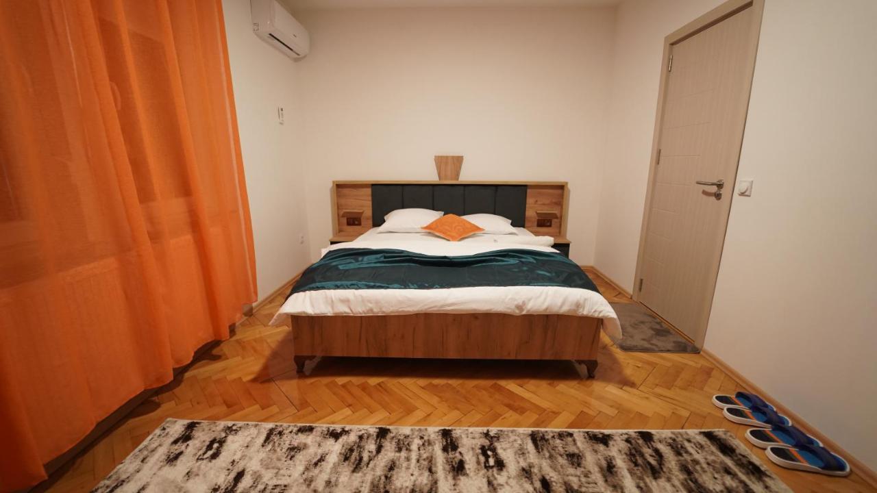 Kosovo Polje Madigan'S Hotel מראה חיצוני תמונה
