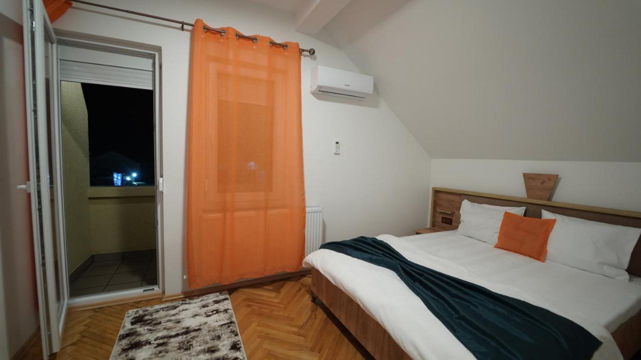 Kosovo Polje Madigan'S Hotel מראה חיצוני תמונה