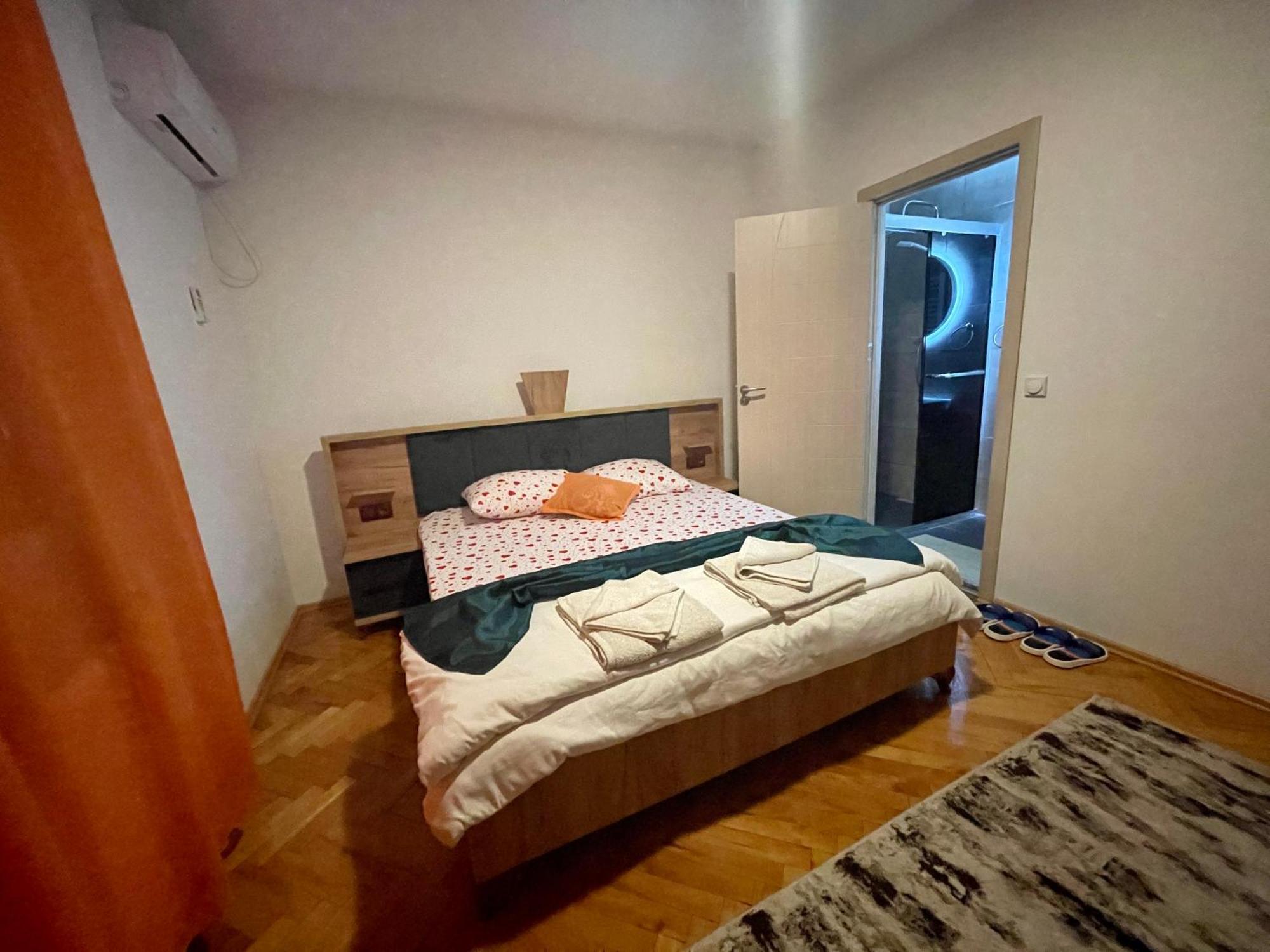 Kosovo Polje Madigan'S Hotel מראה חיצוני תמונה