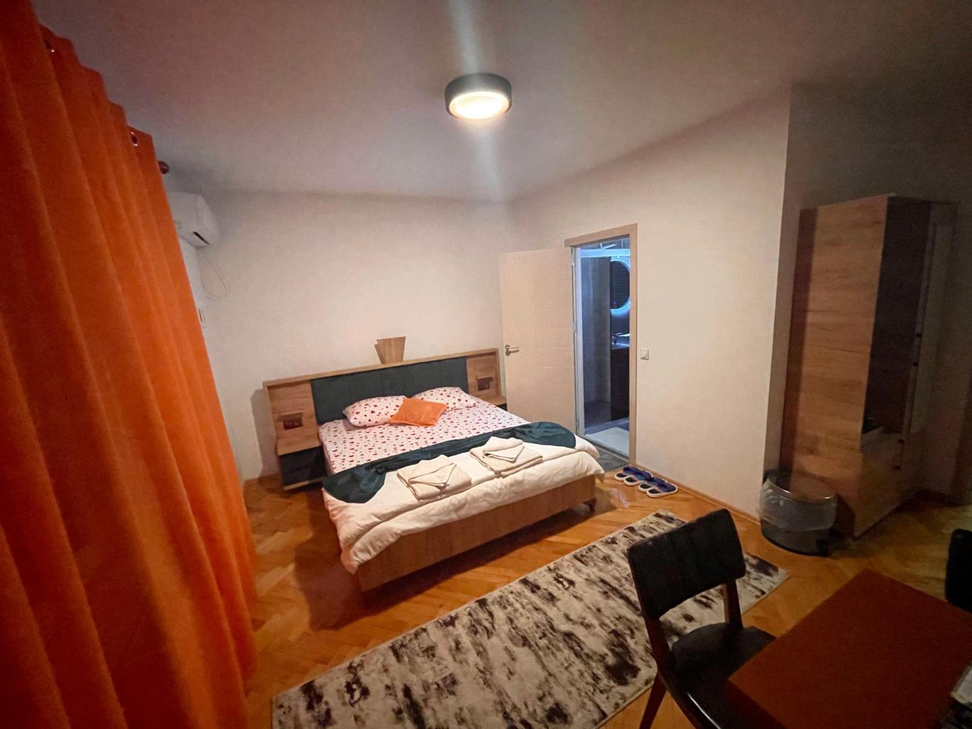 Kosovo Polje Madigan'S Hotel מראה חיצוני תמונה