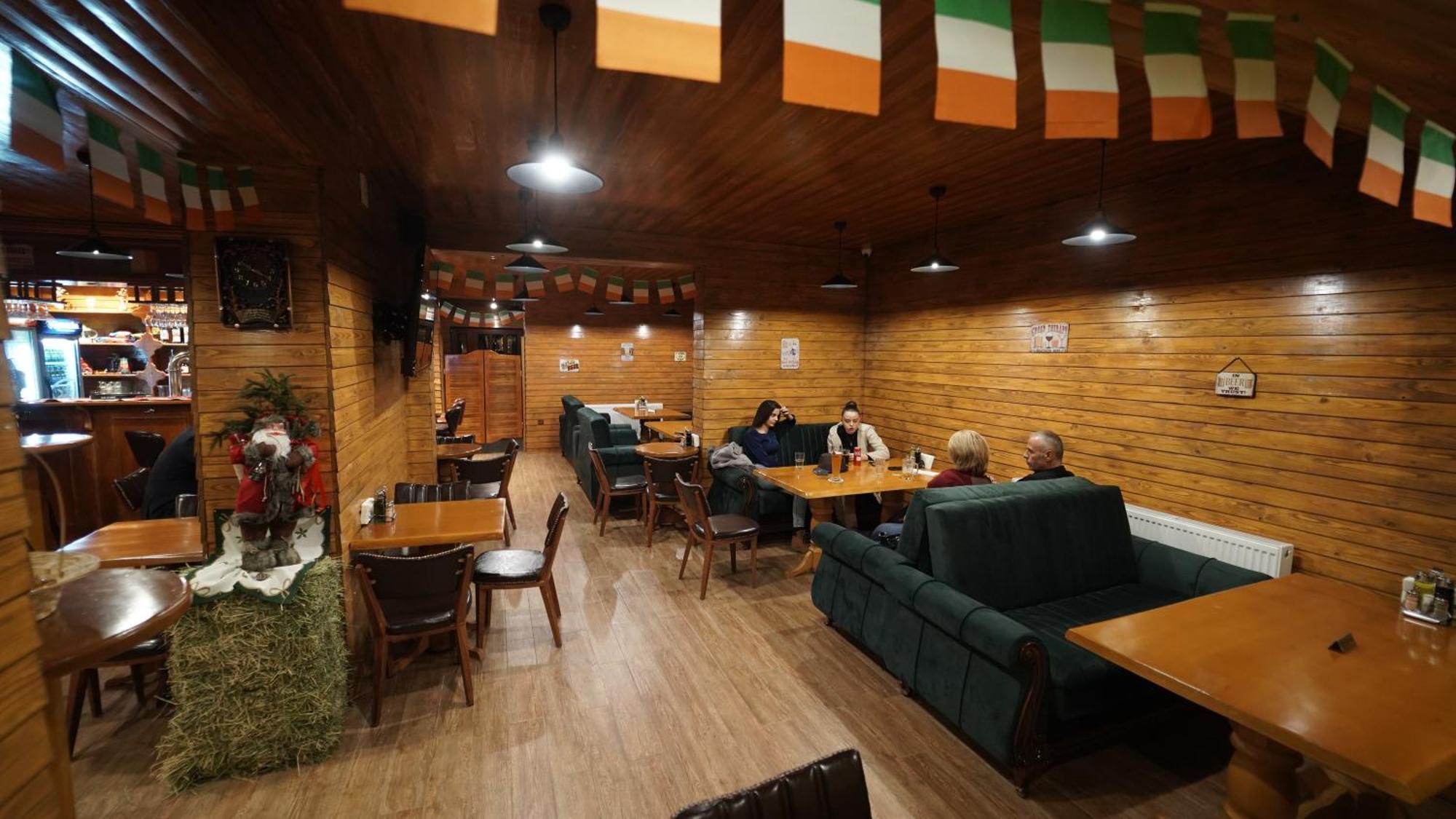 Kosovo Polje Madigan'S Hotel מראה חיצוני תמונה